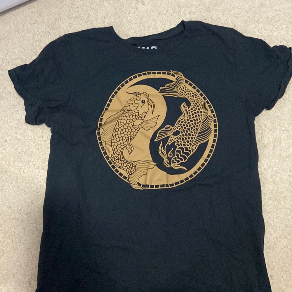 Black Graphic Tshirt Size Medium MAD Engine
